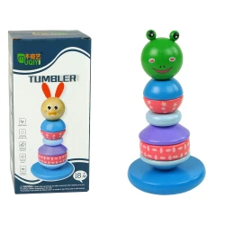 Medinė varlės formos piramidės bokštas