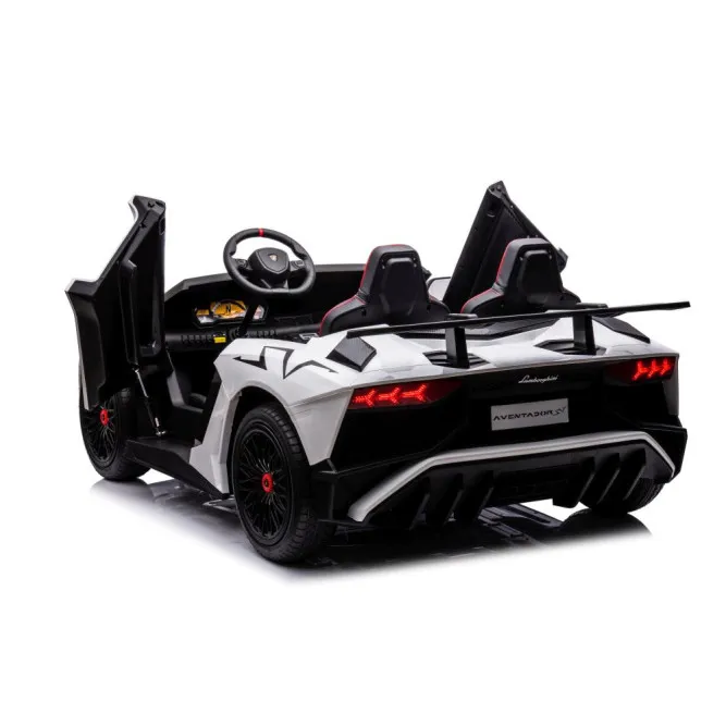 Biały samochód Lamborghini XXL A8803
