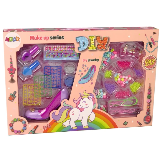 Spalvingas nagų ir papuošalų rinkinys Grožio rinkiniai