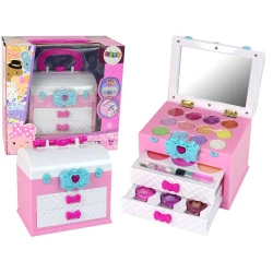 Grožio rinkinys rožiniame lagamine