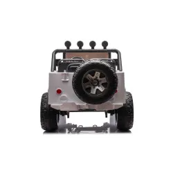JH-102 baltas automobilis