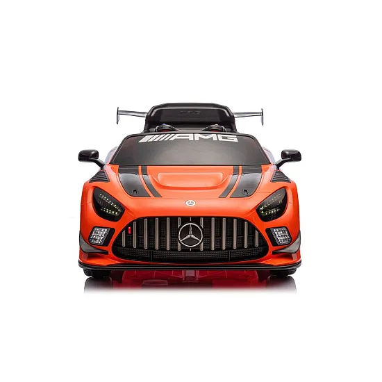 Oranžinis elektrinis automobilis Mercedes AMG GT3 Automobiliai