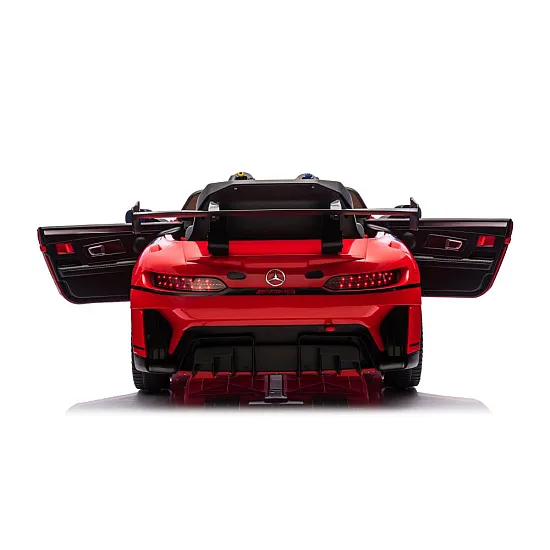 Mercedes AMG GT3 raudonas automobilis