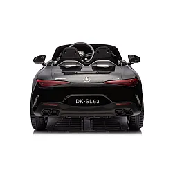 Musta sähköauto Mercedes AMG SL63