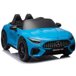 Mėlynas elektrinis automobilis Mercedes AMG SL63