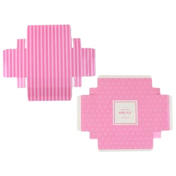 Rožinis nagų dailės rinkinys su lipdukais