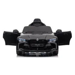 Juodas elektrinis automobilis BMW M4