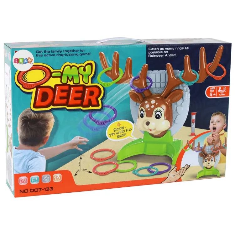 Family Arcade Game - Throwing a Hoop at a Deer Lauta- ja urheilupelit