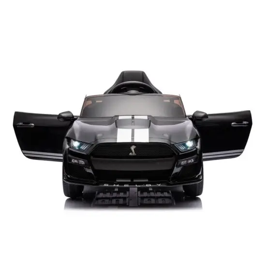 Ford Mustang GT500 juodas automobilis