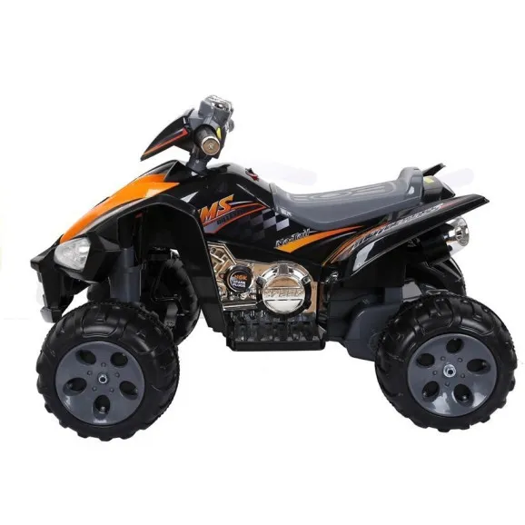 Czarny akumulatorowy quad z dużymi kołami