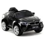 Чёрный электромобиль BMW X6