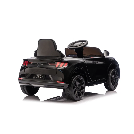 Juodas Ford Mustang Mach-E automobilis Automobiliai