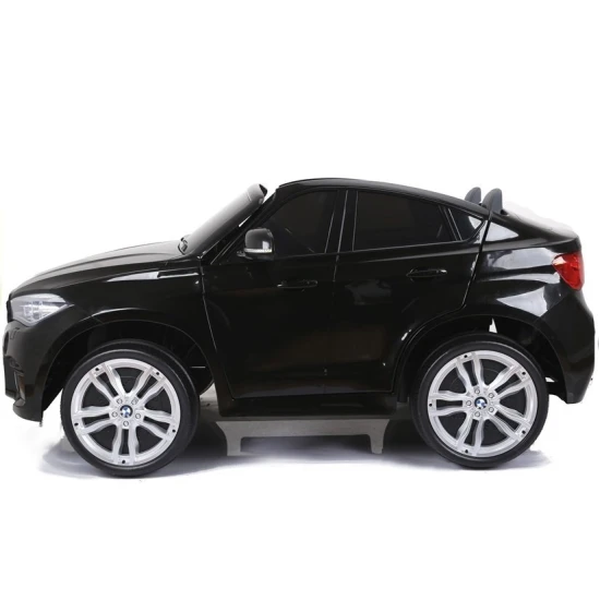 Juodas BMW X6M akumuliatorinis automobilis Automobiliai