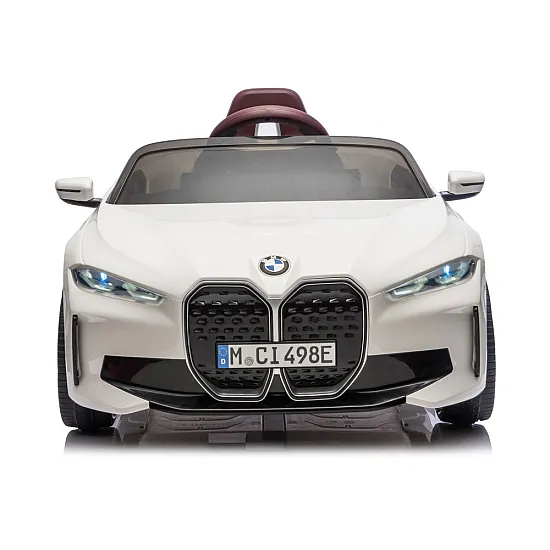 Valge akutoitega auto BMW i4 4x4 JE1009 Autod