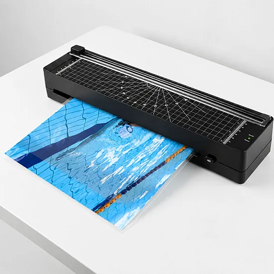 3-in-1 laminatorius su užsandarinimo funkcija ir popieriaus pjaustykle