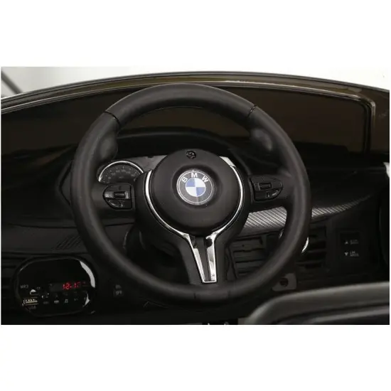 Juodas BMW X6 akumuliatorinis automobilis Automobiliai