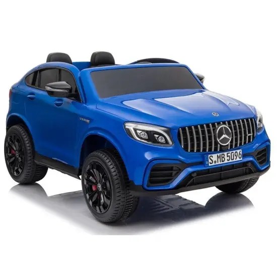 Mėlynas elektrinis automobilis Mercedes GLC 63S Automobiliai