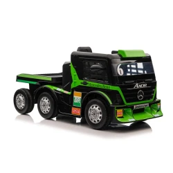 Žalias elektrinis vilkikas Mercedes XMX622B