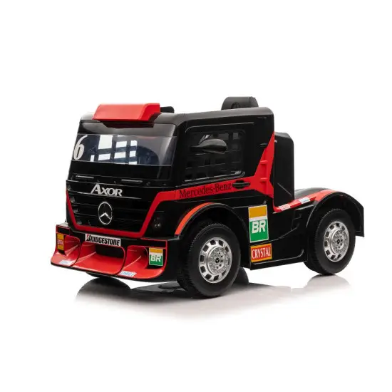 Raudonas elektrinis vilkikas Mercedes XMX622