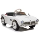 Baltas BMW retro elektrinis automobilis 