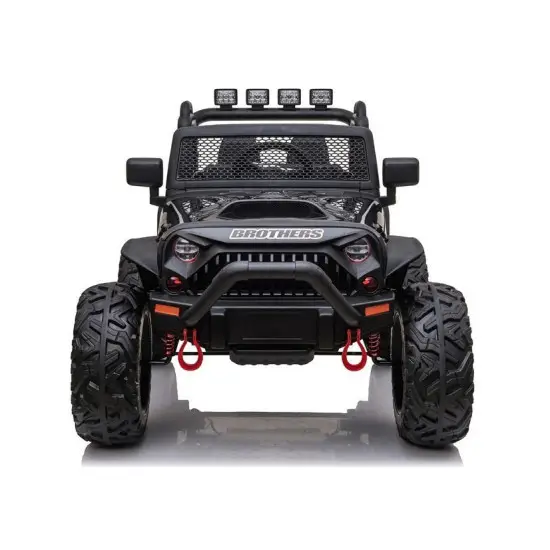 Juodas elektrinis visureigis Jeep JC666