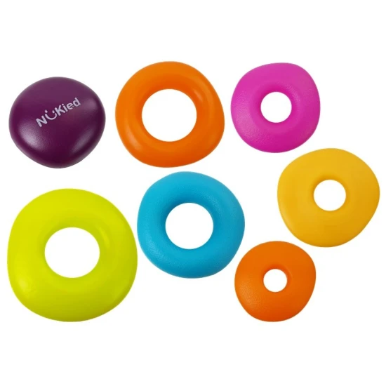 Spalvota žiedų piramidė kūdikiui