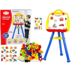 Stovinti mėlyna magnetinė lenta su rašikliu ir magnetu