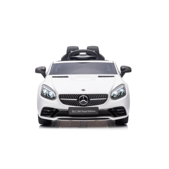 Elektrinis baltas automobilis Mercedes SLC 300