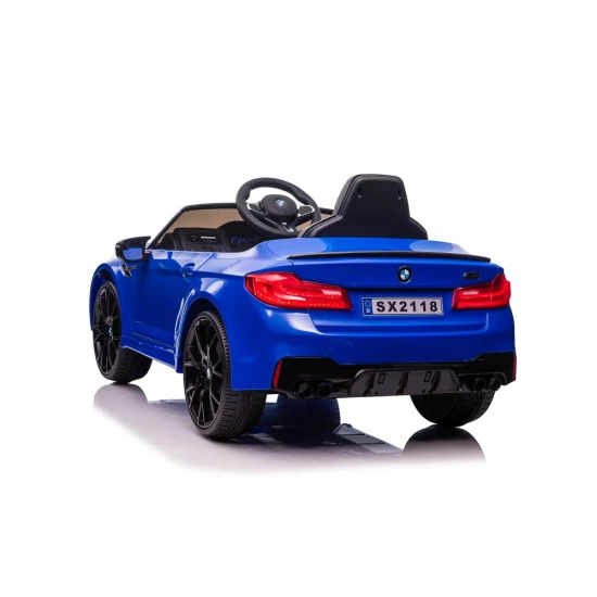 Mėlynas elektrinis automobilis BMW M5 drift Automobiliai