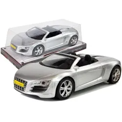 Sidabrinis automobilia Kabrioletas