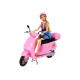 Lėlė su motoroleriu ir šalmas Lėlės ir žaidimų rinkiniai