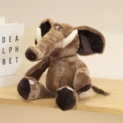 Pliušinis rudas dramblys su didelėmis ausimis