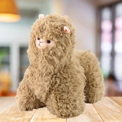 Pliušinė smėlio spalvos lama