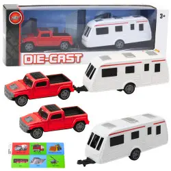 Raudono automobilio rinkinys su kemperiu