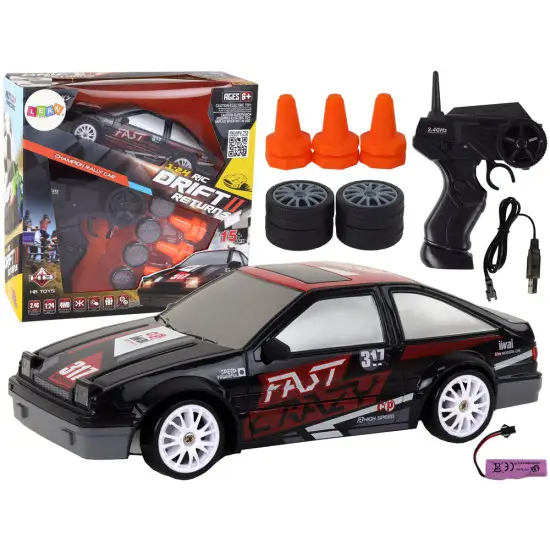 Nuotoliniu būdu valdomas sportinis automobilis R/C 1:24 Juodi keičiami ratai Radijo bangomis valdomi žaislai