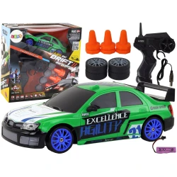 Nuotoliniu būdu valdomas sportinis automobilis R/C 1:24 Žalia keičiami ratai