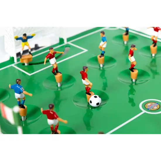 Mini futbolo stalas su spyruokliniais žaidėjais