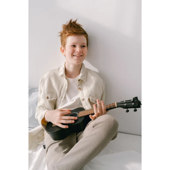 Juoda medinė ukulelė vaikams Muzikos instrumentai ECOTOYS