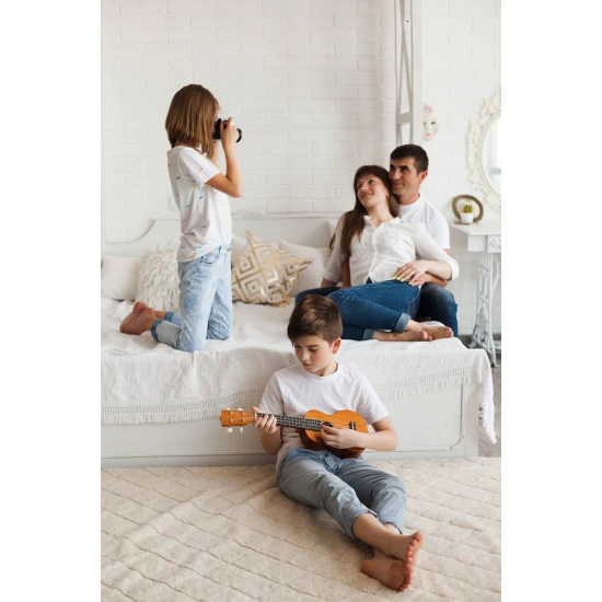 Medinė ukulelė vaikams Muzikos instrumentai ECOTOYS