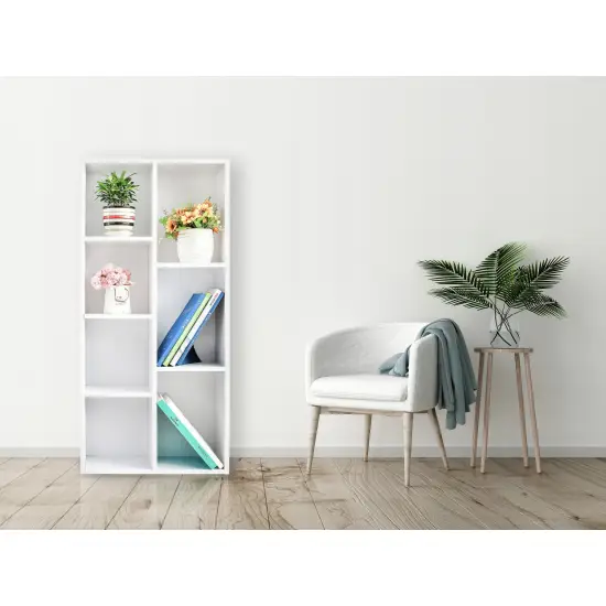 Balta komoda su lentynomis ir knygų spinta ModernHome