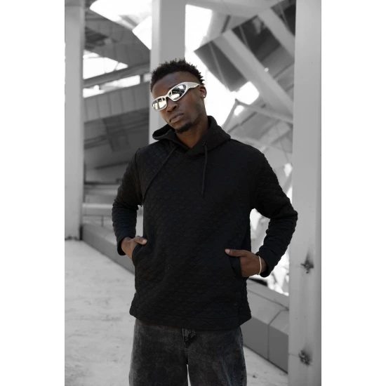 Juodas megztinis su gobtuvu Rombas PK3028