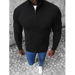 Juodas megztinis su užtrauktuku iki pusės Makar