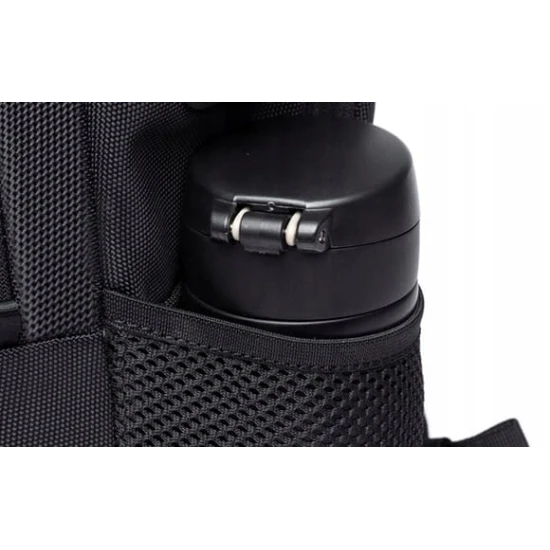 Juoda kuprinė su kvėpuojančiais nugaros ir pečių dirželiais Luter ZG700