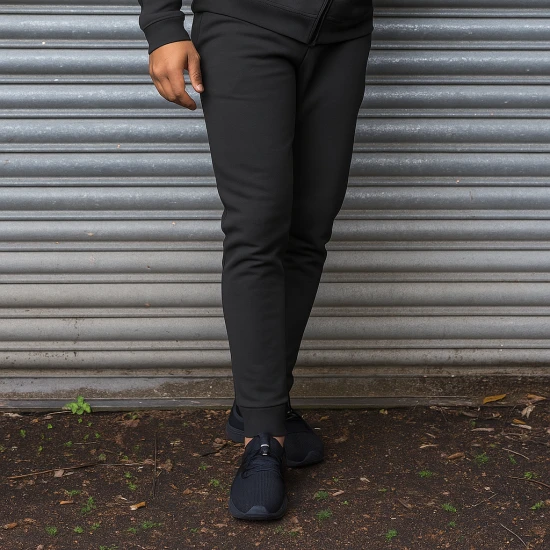 Vyriškas tamsiai pilkas komplektas su gobtuvu Lietuva