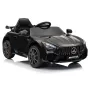 Czarny Mercedes GTR z napędem akumulatorowym
