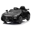 Czarny Mercedes GTR z napędem akumulatorowym