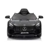 Czarny Mercedes GTR z napędem akumulatorowym