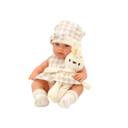 Lėlė kūdikis nešynėje su rusvais rūbais