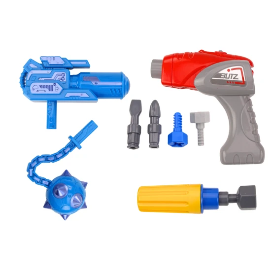 Surenkamas robotas su įrankiais