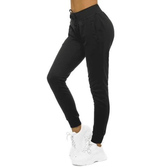 Plonas juodos spalvos moteriškas komplektas su gobtuvu Lėja 57